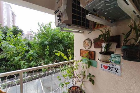 Apartamento à venda com 73m², 2 quartos e 2 vagas Apartamento à venda com 73m², 2 quartos e 2 vagasVaranda da Sala