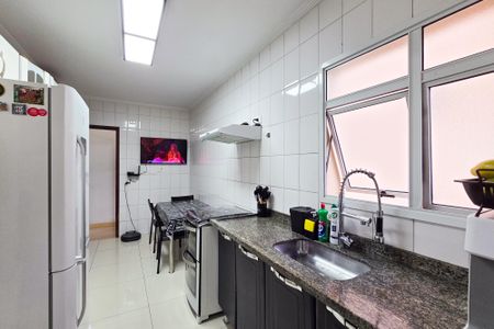 Apartamento à venda com 106m², 3 quartos e 2 vagasCozinha
