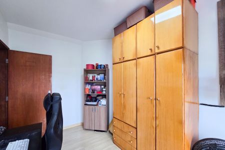 Apartamento à venda com 106m², 3 quartos e 2 vagasQuarto 2