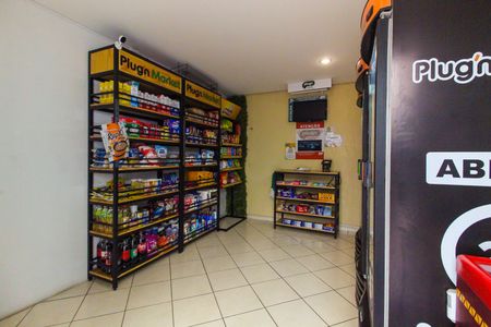 Apartamento para alugar com 49m², 2 quartos e 1 vagaMini Mercado