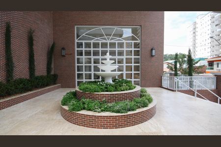 Apartamento para alugar com 85m², 2 quartos e 2 vagas Apartamento para alugar com 85m², 2 quartos e 2 vagasFachada