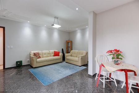 Apartamento para alugar com 195m², 3 quartos e 2 vagasSala