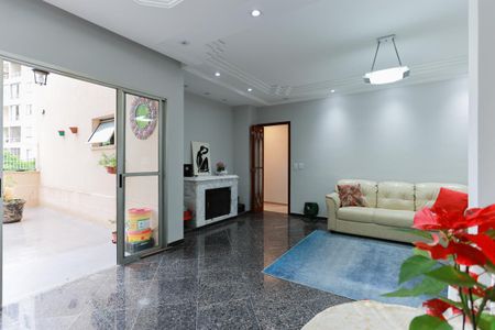 Apartamento para alugar com 195m², 3 quartos e 2 vagasSala