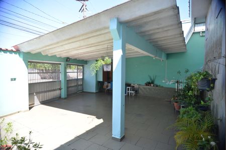 Casa à venda com 290m², 3 quartos e 3 vagasGaragem