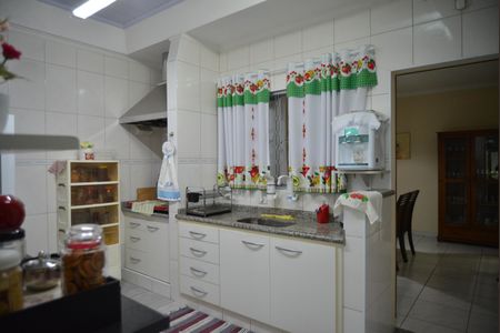 Casa à venda com 290m², 3 quartos e 3 vagasCozinha