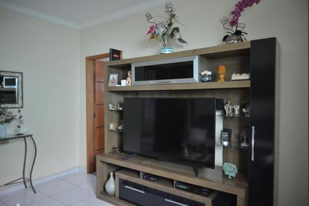 Casa à venda com 290m², 3 quartos e 3 vagasSala