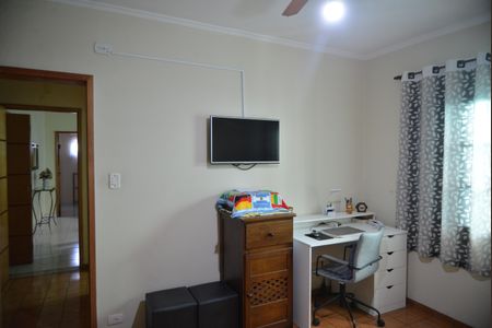 Casa à venda com 290m², 3 quartos e 3 vagasQuarto Suite 2