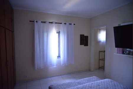 Casa à venda com 290m², 3 quartos e 3 vagasQuarto Suite 1