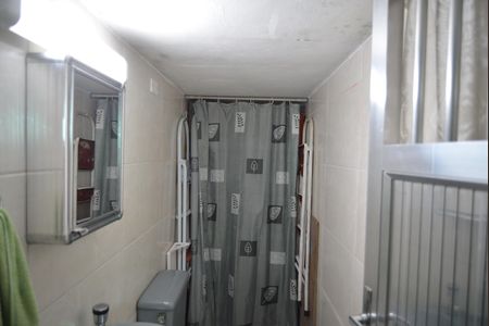 Casa à venda com 290m², 3 quartos e 3 vagasBanheiro de serviço