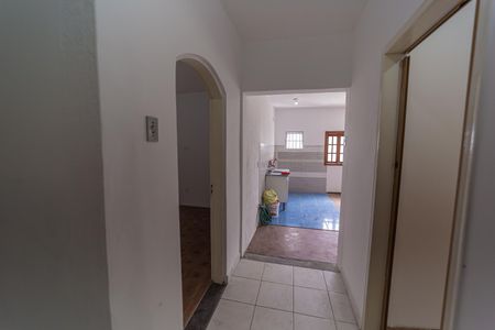 Casa para alugar com 100m², 2 quartos e sem vagaEscada