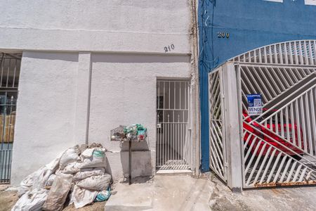 Casa para alugar com 100m², 2 quartos e sem vagaFachada