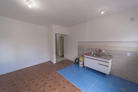 Casa para alugar com 100m², 2 quartos e sem vagaSala/Cozinha