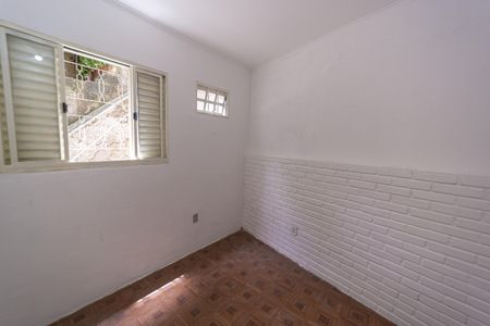Casa para alugar com 100m², 2 quartos e sem vagaQuarto 1