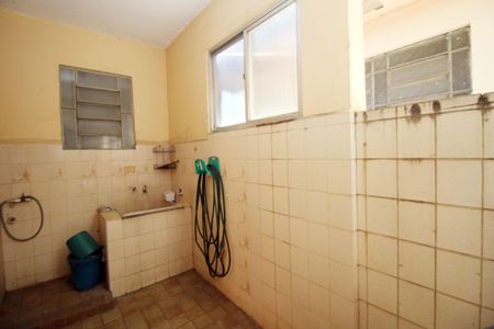 Apartamento à venda com 74m², 3 quartos e 1 vagaÁrea de Serviço