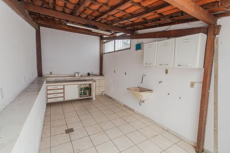Apartamento à venda com 176m², 3 quartos e 1 vagaÁrea de Serviço