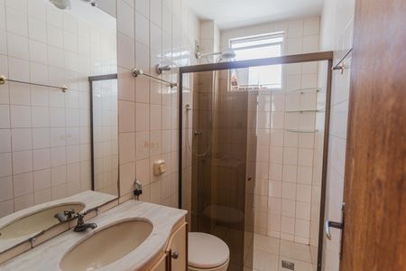 Apartamento à venda com 176m², 3 quartos e 1 vagaBanheiro Social