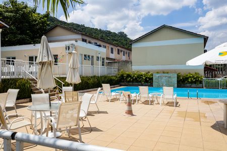 Casa para alugar com 52m², 2 quartos e 1 vaga Casa para alugar com 52m², 2 quartos e 1 vagaÁrea comum - Piscina