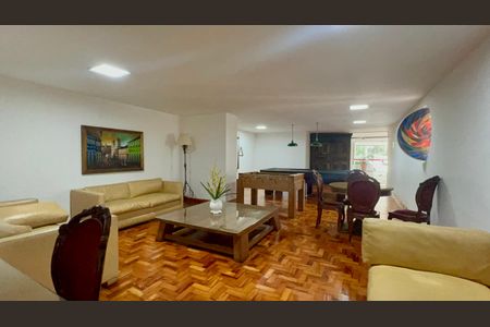 Apartamento para alugar com 100m², 2 quartos e 1 vaga Apartamento para alugar com 100m², 2 quartos e 1 vagaSalão de jogos