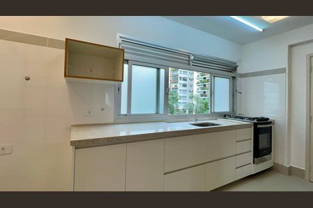 Apartamento para alugar com 100m², 2 quartos e 1 vaga Apartamento para alugar com 100m², 2 quartos e 1 vagaCozinha