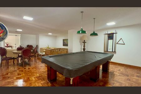 Apartamento para alugar com 100m², 2 quartos e 1 vaga Apartamento para alugar com 100m², 2 quartos e 1 vagaSalão de jogos