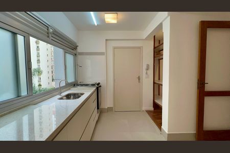 Apartamento para alugar com 100m², 2 quartos e 1 vaga Apartamento para alugar com 100m², 2 quartos e 1 vagaCozinha