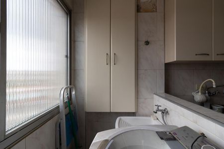 Apartamento à venda com 55m², 2 quartos e 1 vagaCozinha e Área de Serviço