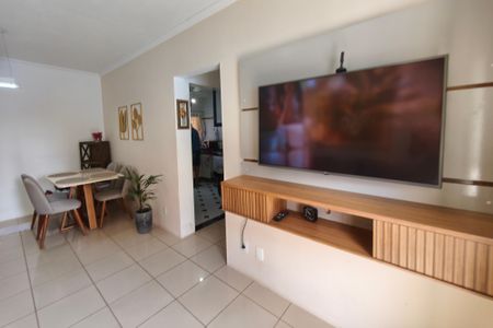 Sala de apartamento para alugar com 3 quartos, 82m² em Jardim das Bandeiras, Campinas