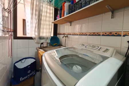 Apartamento para alugar com 82m², 3 quartos e 1 vagaÁrea de Serviço