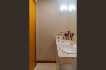 Lavabo de apartamento à venda com 3 quartos, 103m² em Tristeza, Porto Alegre