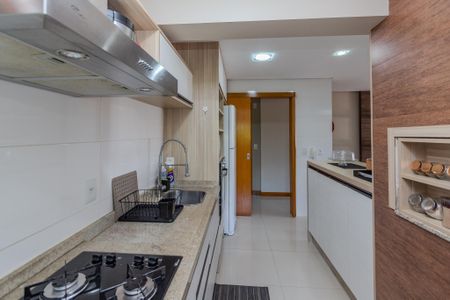 Apartamento à venda com 103m², 3 quartos e 2 vagasCozinha e Área de Serviço