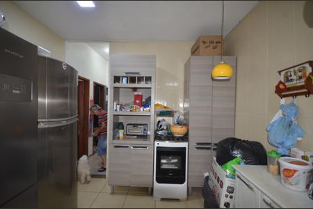 Casa para alugar com 80m², 4 quartos e 2 vagasCozinha