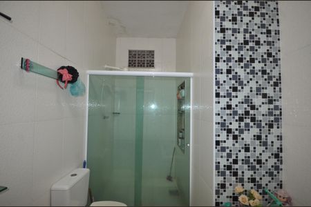 Casa para alugar com 80m², 4 quartos e 2 vagasBanheiro Social