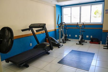 Apartamento para alugar com 56m², 2 quartos e 1 vaga Apartamento para alugar com 56m², 2 quartos e 1 vagaÁrea comum - Academia