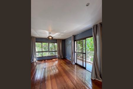 Apartamento à venda com 136m², 3 quartos e 3 vagasSala