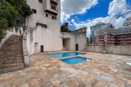 Apartamento à venda com 136m², 3 quartos e 3 vagasPiscina