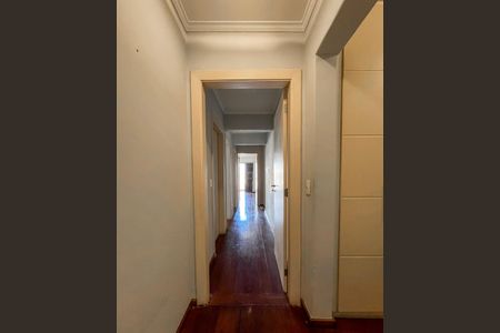 Apartamento à venda com 136m², 3 quartos e 3 vagasCorredor