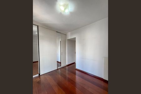 Apartamento à venda com 136m², 3 quartos e 3 vagasQuarto 1