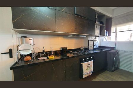 Cozinha de apartamento para alugar com 1 quarto, 110m² em Centro Comercial Jubran, Barueri