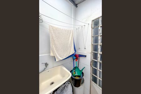 Casa para alugar com 98m², 2 quartos e 1 vagaÁrea de Serviço