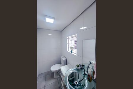 Banheiro da Suíte de casa para alugar com 2 quartos, 98m² em Vila Gomes Cardim, São Paulo