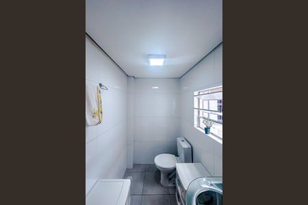 Banheiro da Suíte de casa para alugar com 2 quartos, 98m² em Vila Gomes Cardim, São Paulo