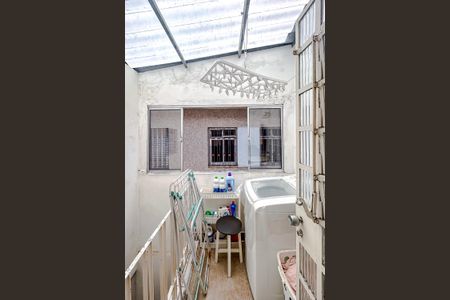 Casa para alugar com 98m², 2 quartos e 1 vagaÁrea de Serviço