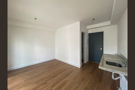 Cozinha de kitnet/studio à venda com 1 quarto, 27m² em Indianópolis, São Paulo