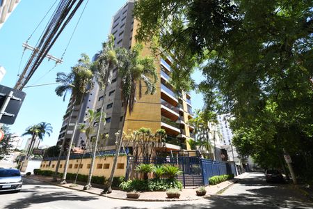 Apartamento para alugar com 260m², 4 quartos e 3 vagasFachada do Prédio