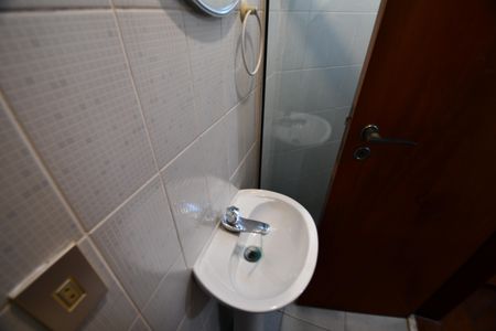 Apartamento para alugar com 260m², 4 quartos e 3 vagasBanheiro de serviço