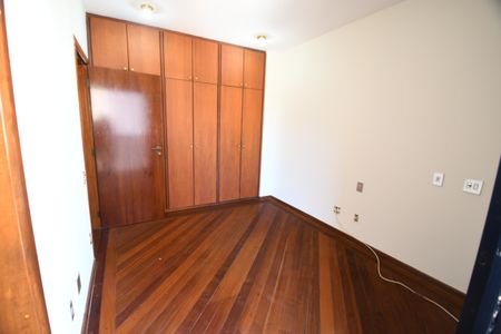 Apartamento para alugar com 260m², 4 quartos e 3 vagasQuarto Suíte 1