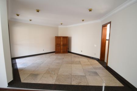 Apartamento para alugar com 260m², 4 quartos e 3 vagasSala