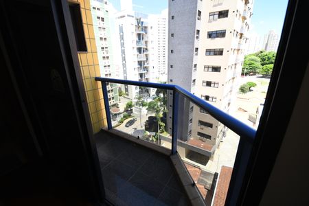 Apartamento para alugar com 260m², 4 quartos e 3 vagasQuarto Suíte 2 - Sacada