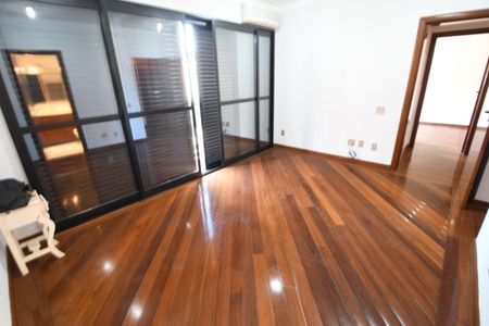Apartamento para alugar com 260m², 4 quartos e 3 vagasQuarto Suíte 4