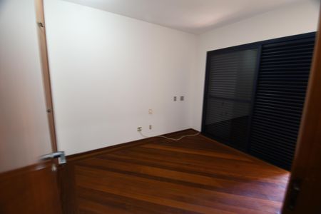 Apartamento para alugar com 260m², 4 quartos e 3 vagasQuarto Suíte 1
